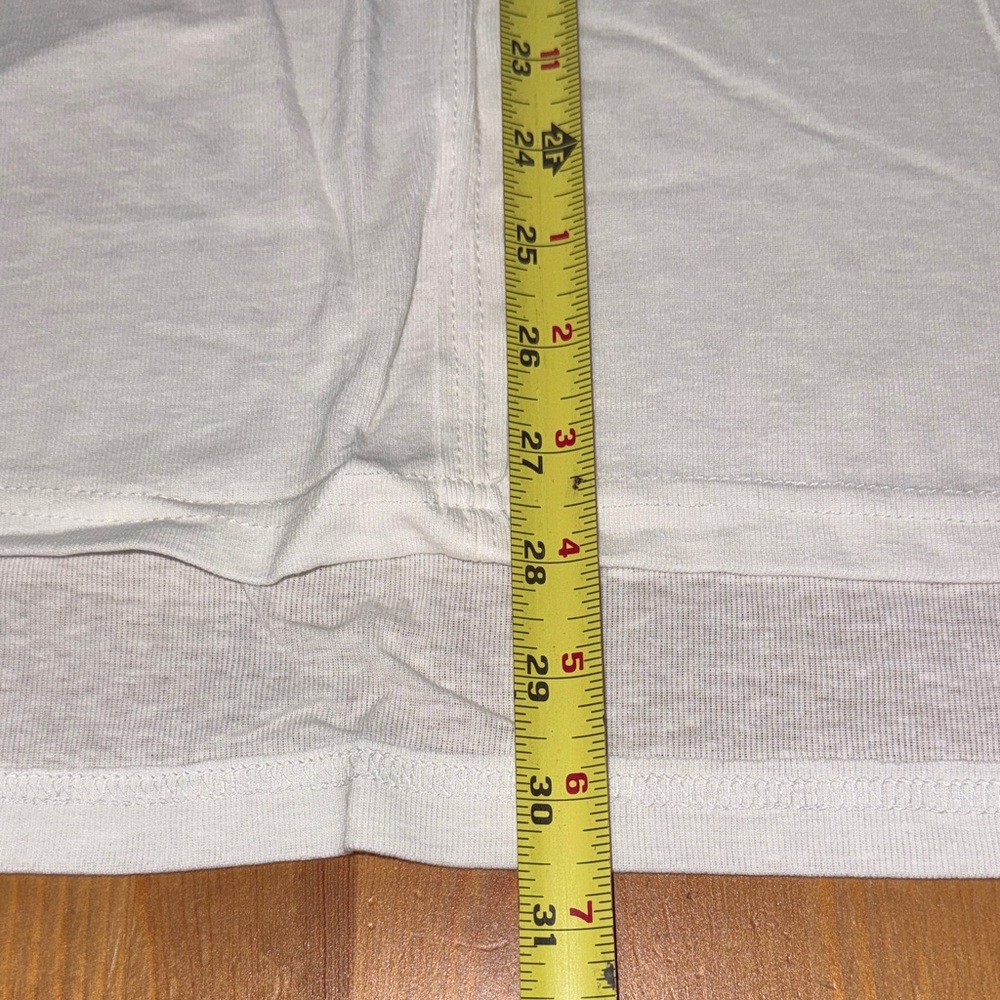 NWT! Easel Los Angeles Off White Short Sleeve Tshirt - Picture 4 of 9